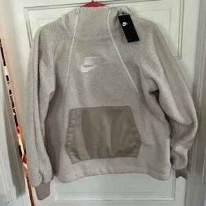 NWT Nike Sherpa Pullover